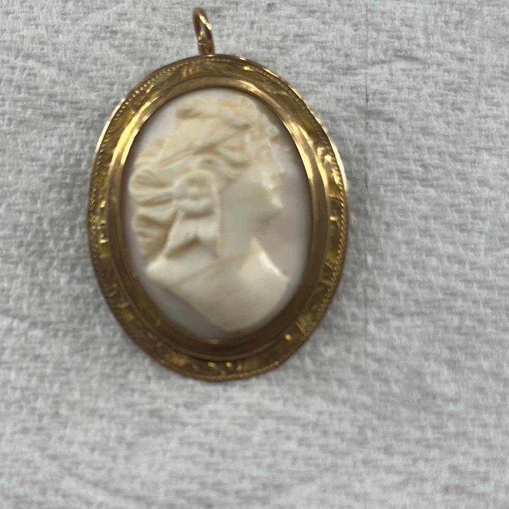Elegant Gold Cameo Pendant